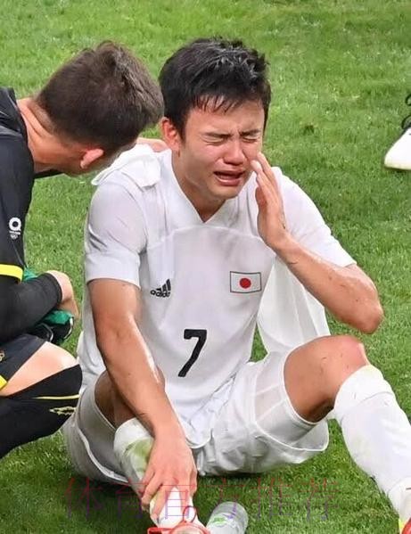 久保建英:当我很小的时候 就会从早上8点踢到天黑 久保建英:当我很小的时候 就会从早上8点踢到天黑